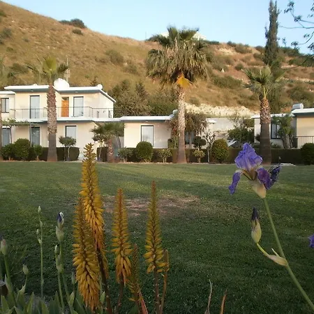 Zafira Holiday * Pissouri