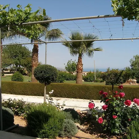 Zafira Holiday Pissouri